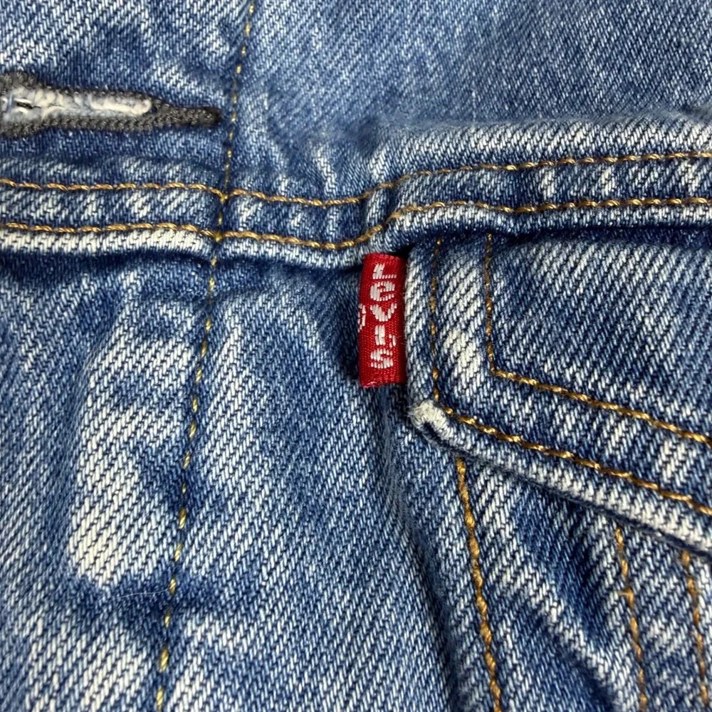 Levis Mens Sherpa Lined Denim Trucker Jacket Medium Wash Blue Large